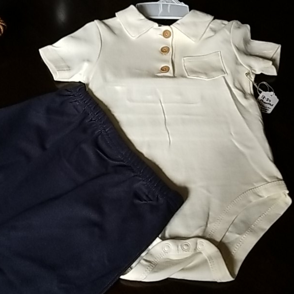Short Sleeve Bodysuit with a Matching Pants